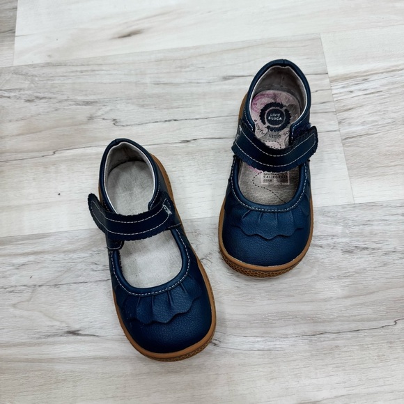 Livie & Luca Navy Blue Kids Shoes Strap comfortable size 9 - Picture 2 of 7